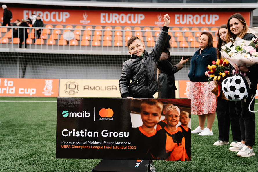 Emoții la superlativ pe un teren de fotbal din capitală. Maib și Mastercard au anunțat câștigătorul marelui premiu care va merge la UEFA Champions League 2023