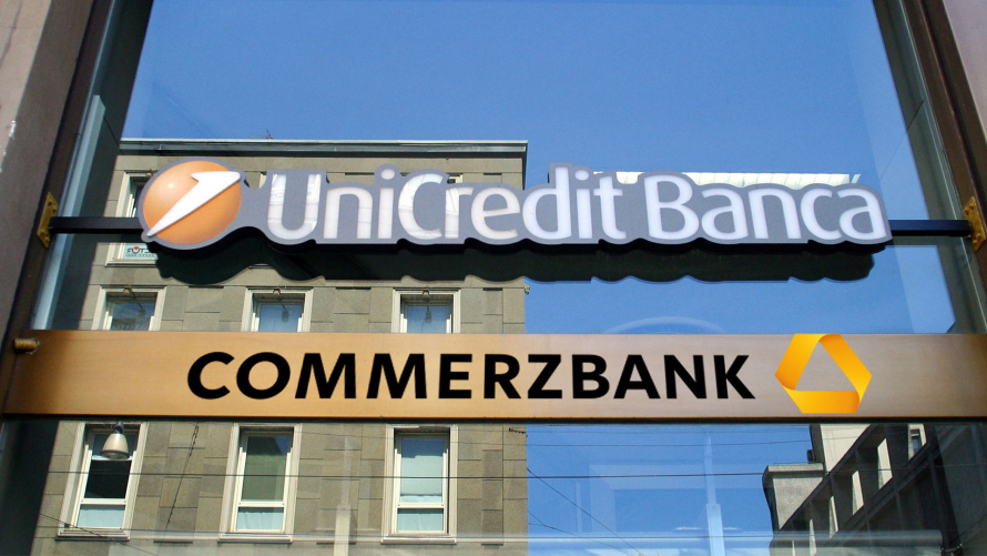 UniCredit solicită permisiunea BCE pentru a-și majora participația la Commerzbank până la 30%