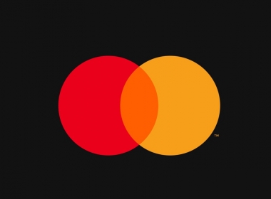 MasterCard își modifică logo-ul, acesta nu va mai conține numele companiei