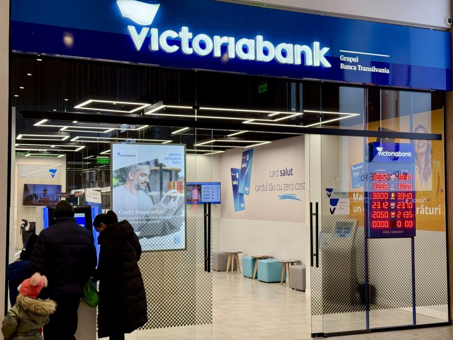 Promoție de sărbători la Victoriabank: Dobândă zero pentru 8 credite de consum