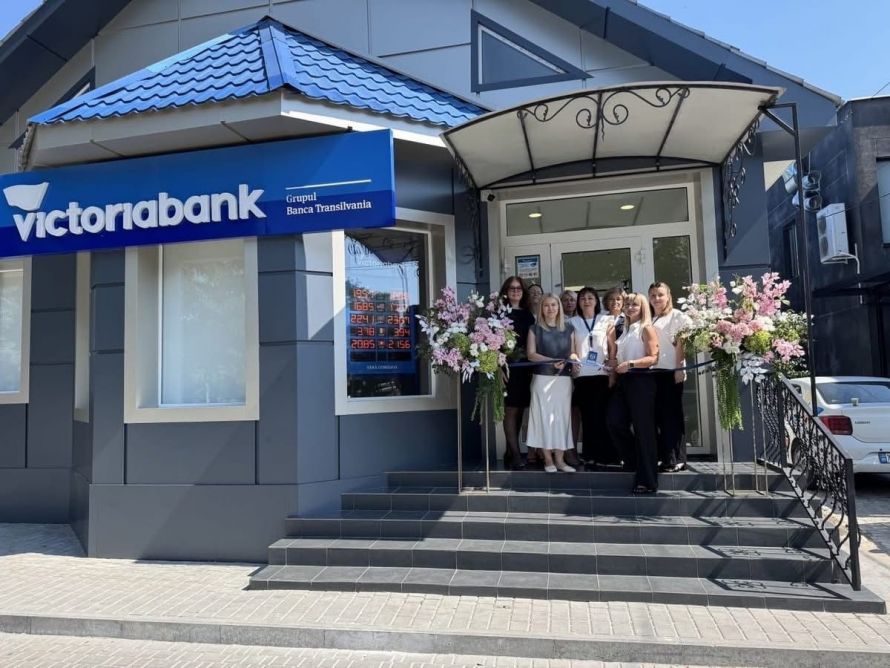 Agenția Victoriabank Briceni s-a redeschis într-un spațiu complet renovat