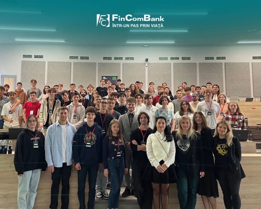 Inovație la puterea tinerilor: FinComBank, partener la Hackathon-ul CODESHINE