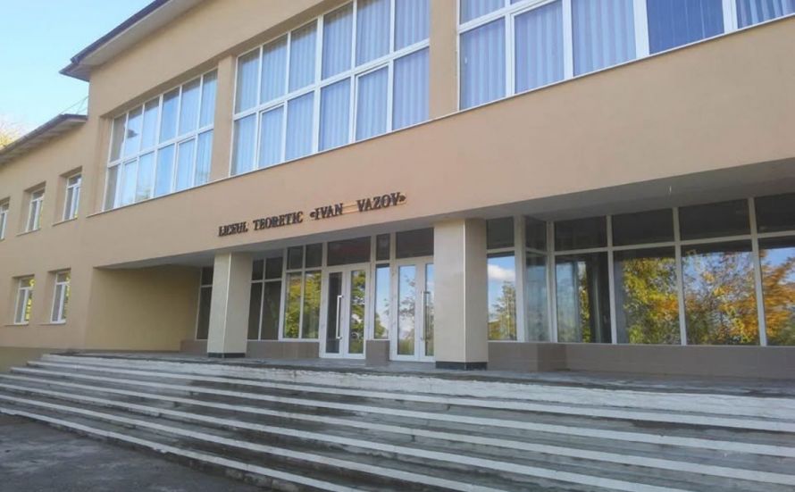 Moldindconbank a finanțat prima etapă de modernizare a Liceului „Ivan Vazov” din Taraclia