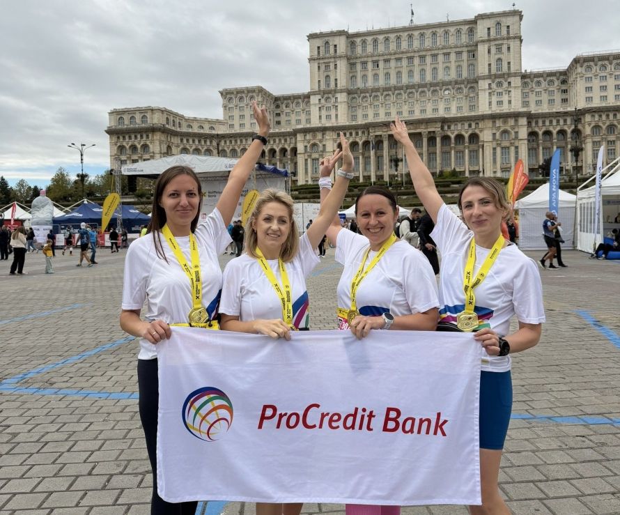 S-au aliniat la start și s-au întors cu medalii: echipa ProCredit Bank Moldova la Bucharest Marathon 2025