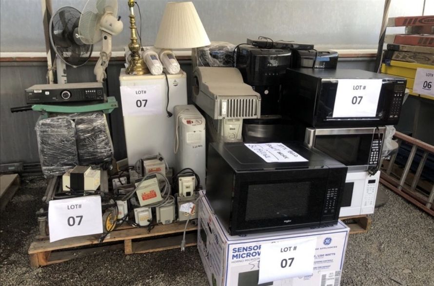 Noi reguli: moldovenii pot cumpăra bunuri confiscate de stat