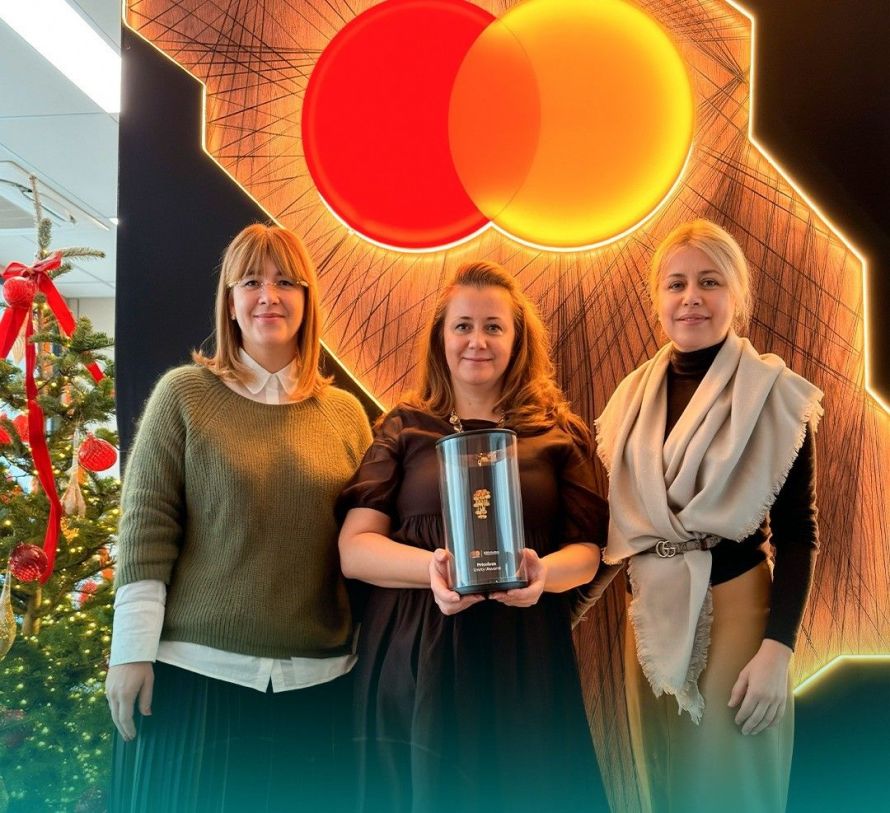 FinComBank și Mastercard consolidează parteneriatul pentru plăți digitale