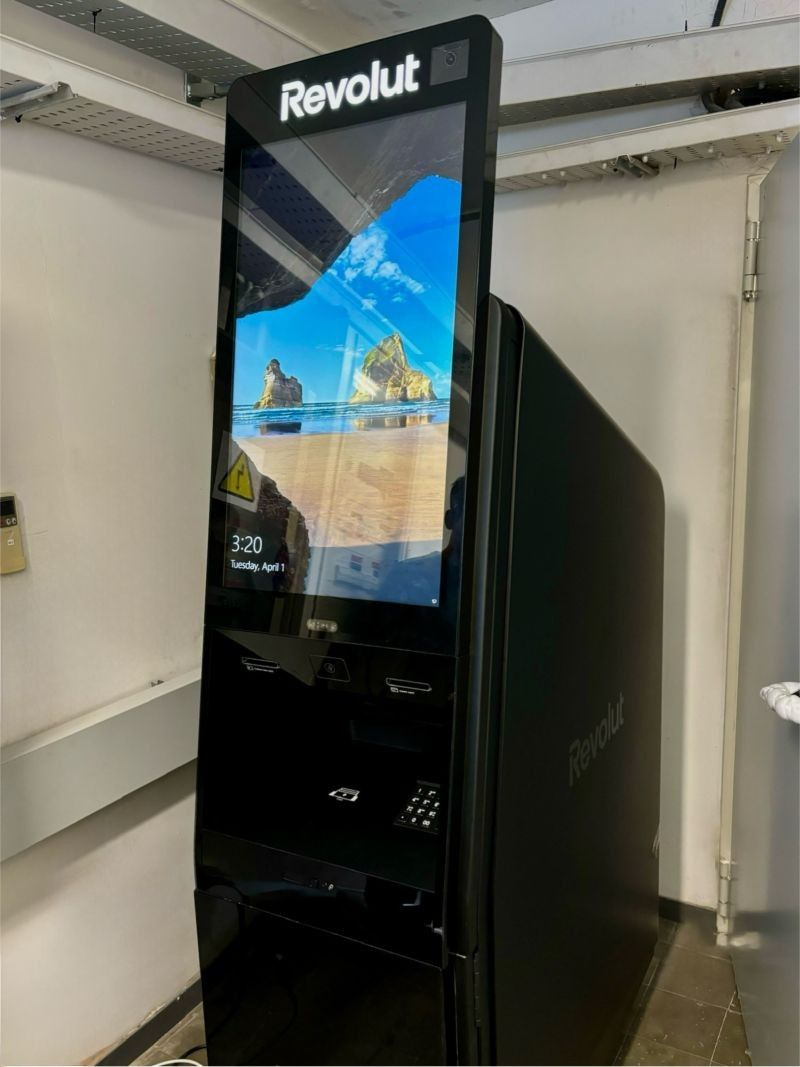 Revolut vrea licență bancară americană: mizează pe extindere și produse noi