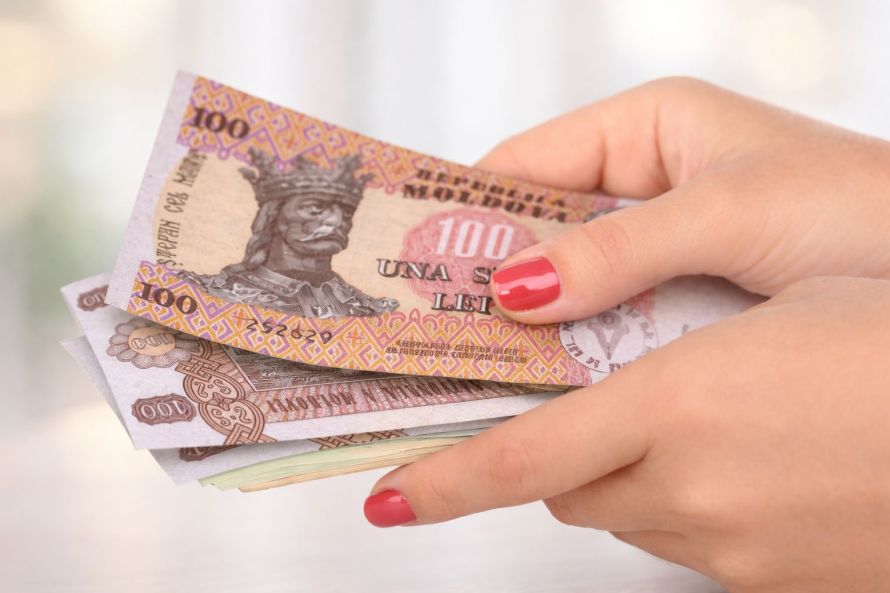 Unde își țin banii moldovenii: ce arată datele din februarie despre depozite