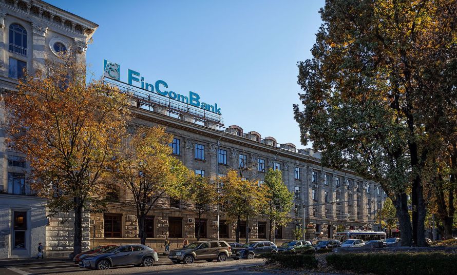 Poziția FinComBank după sancțiunile aplicate de BNM: activitatea băncii continuă în regim normal