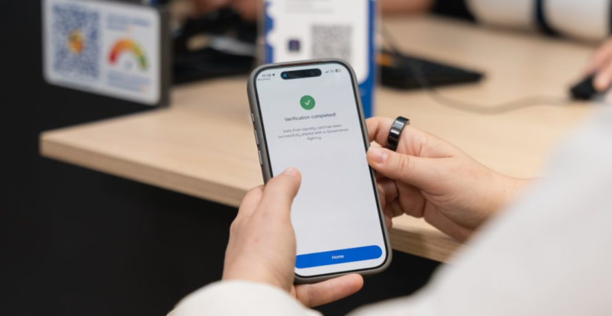 Moldindconbank extinde utilizarea actelor digitale din EVO în toate sucursalele