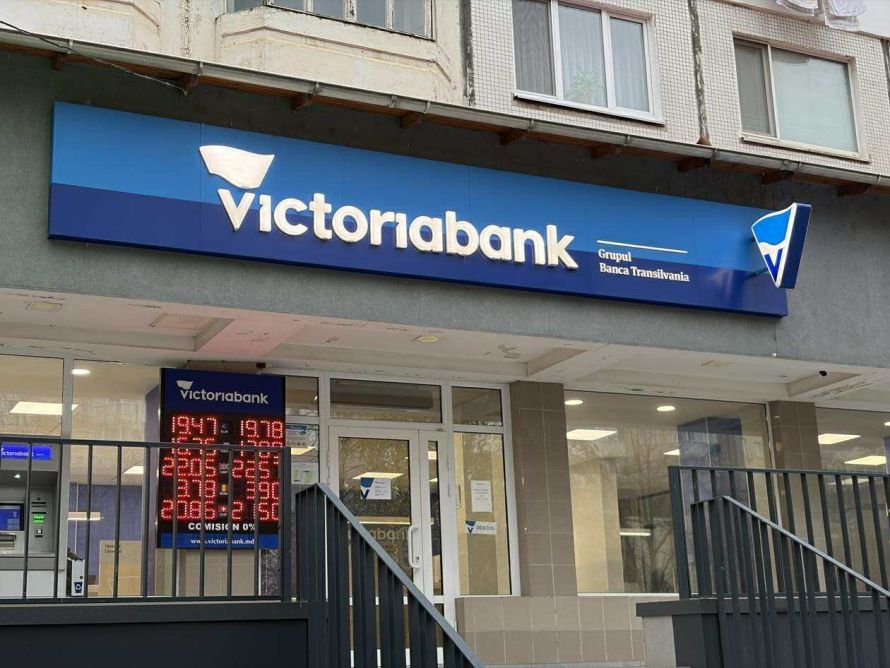 Trei sucursale Victoriabank vor fi închise pe 28 august. În ce orașe