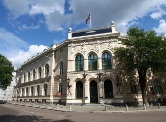 De astăzi Letonia aderă la zona euro, banca centrală (Latvijas Banka) devine membru a Eurosistemului