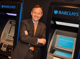 Probleme pentru cei de la Barclays: banca caută soluții pentru a activa cu 100.000 angajați în loc de 140.000