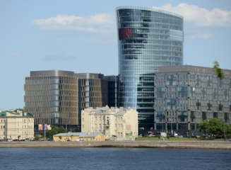 Reportaj foto: În ospeție la sediul cu 21 de etaje al băncii rusești „Bank Sankt-Petersburg”