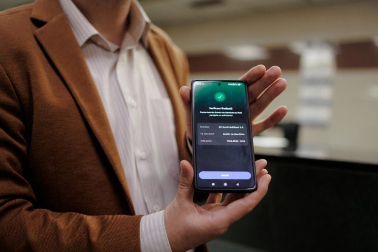 Încă o bancă acceptă actele digitale din EVO. Îți poți prezenta buletinul direct din telefon