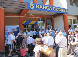 (foto, video) Banca Socială a deschis o filială nouă în orașul Căușeni