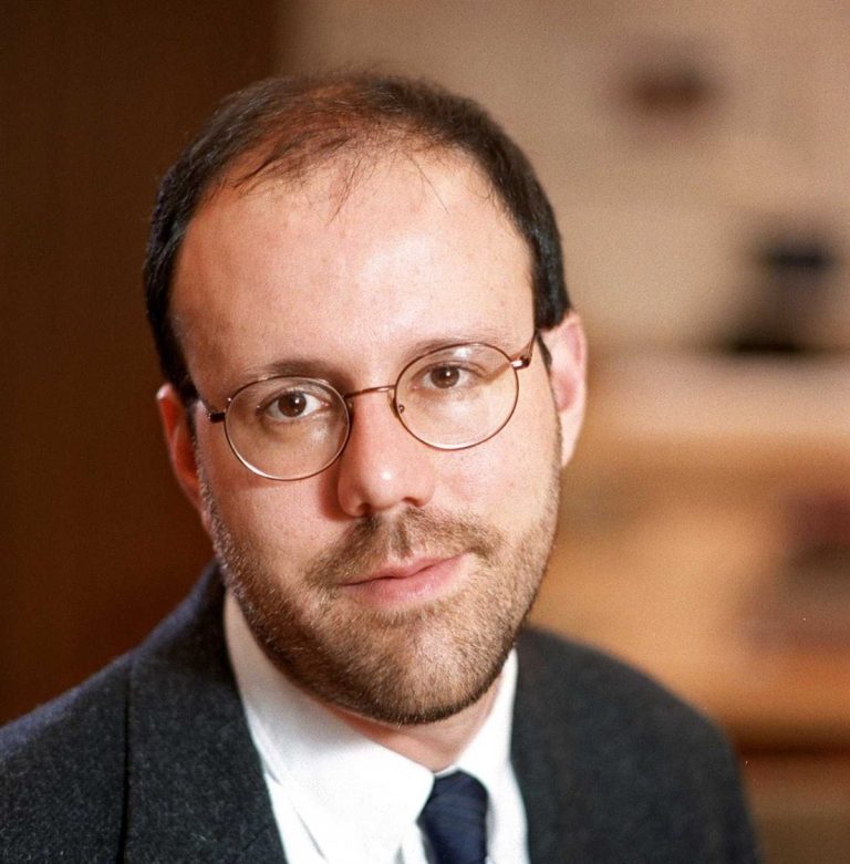 Banca Mondială își aduce un laureat Nobel la conducere