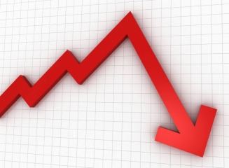 (grafic) Rata medie a dobânzii la creditele în lei acordate populației a coborât până la 12,36% în aprilie