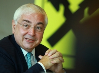 Raiffeisen: „Afacerile grupului din Rusia merg bine. Ne dorim creștere în România, Cehia și Slovacia”