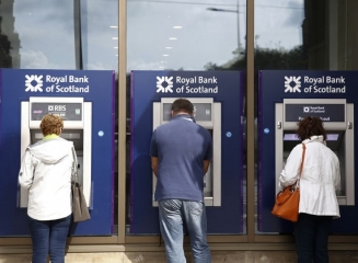 UK: Guvernul anunță vânzarea participației de 79% deținută la Royal Bank of Scotland, estimată la ₤32 miliarde
