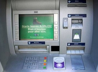 Perspectivele dezvoltării serviciului Cash-in în Moldova. Opinia experților bancari. Lista bancomatelor cu această opțiune.