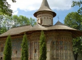 Concurent surpriză pentru băncile din România – biserica va începe să ofere împrumuturi