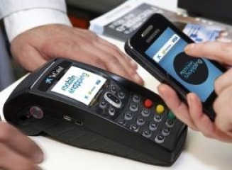 CaixaBank (Spania) lansează cel mai mare serviciu de plăți contactless cu telefonul mobil din Europa