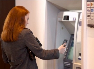 Extragerea numerarului de la bancomate fără card? 3 bănci americane testează tehnologia care va permite acest lucru