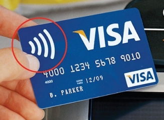 (infografic) Marea Britanie: Numărul de tranzacții de plăți contactless a crescut de 3 ori în 2013