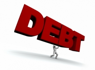 (grafic) Rata creditelor neperformante scade cu 0.2 p.p., soldul datoriei la credite crește cu pași rapizi