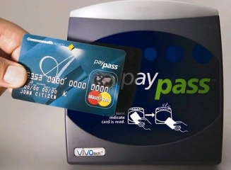 Tehnologia contactless vine în Moldova: Unibank a obținut licența pentru emiterea cardurilor cu tehnologia PayPass