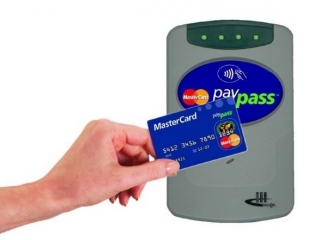 România: Promoție inedită de la MasterCard – cadou un Snickers sau energizant la fiecare tranzacție PayPass
