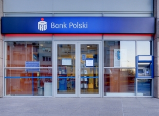 Cea mai mare bancă din Polonia, PKO Bank Polski, dorește să se extindă în străinătate prin achiziționarea altor bănci
