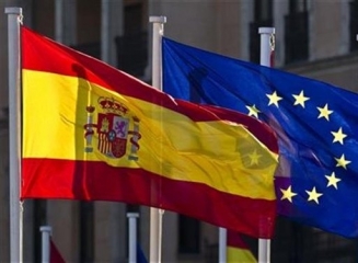 Spaniolii își retrag masiv banii din bănci – 66,2 miliarde de euro doar în aprilie